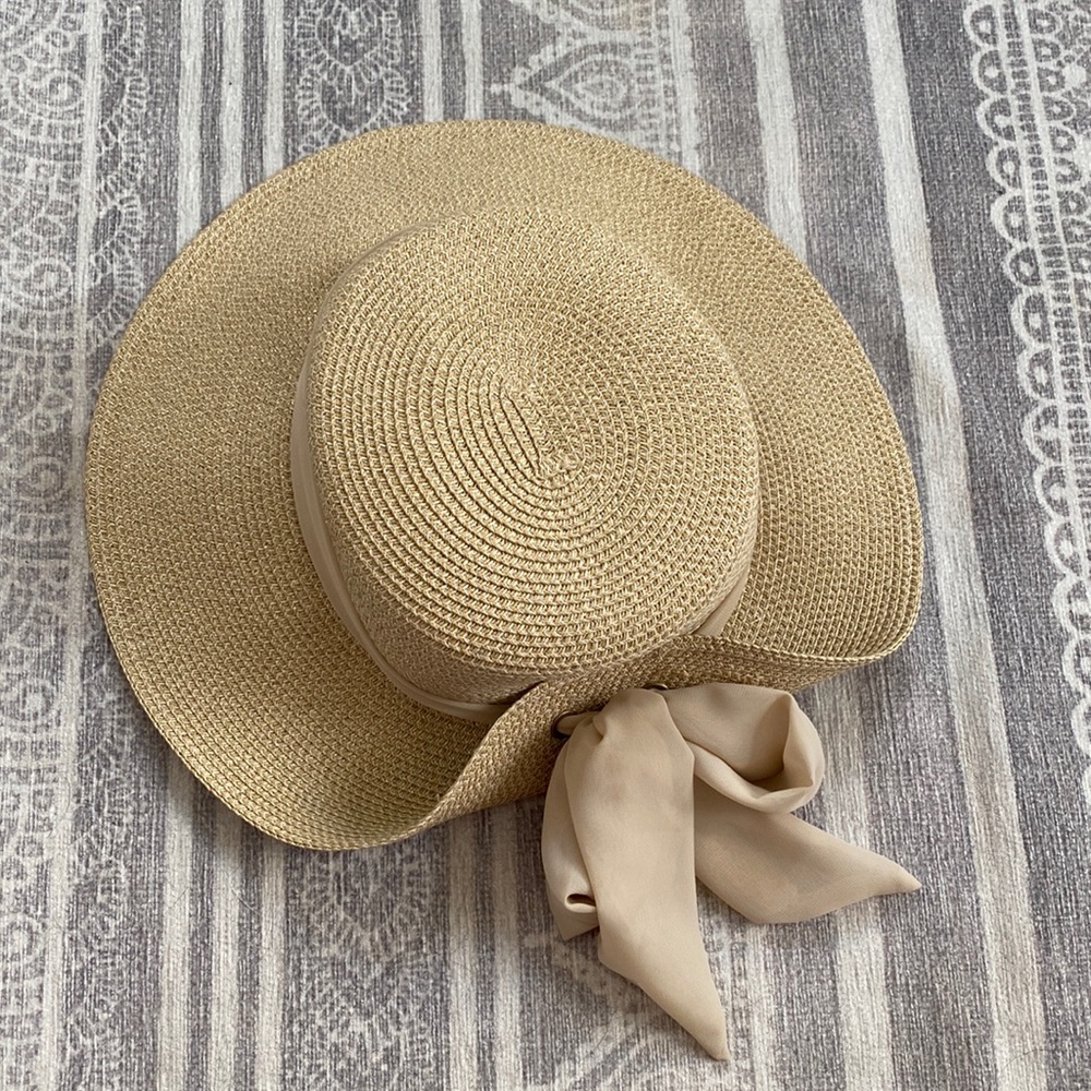 Sun n Sand hat with bow